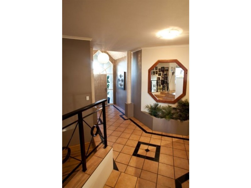 5 Bluewater Close, Drummond Cove WA 6532