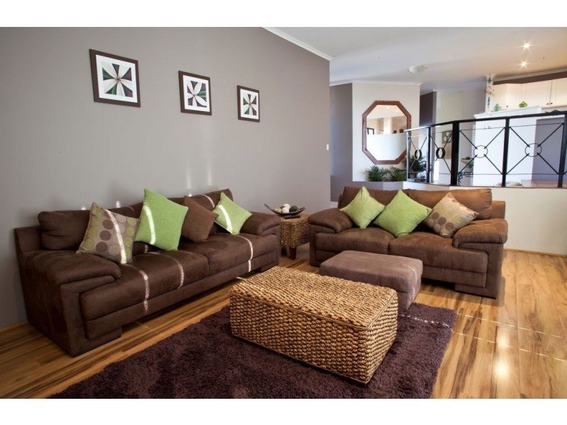 5 Bluewater Close, Drummond Cove WA 6532