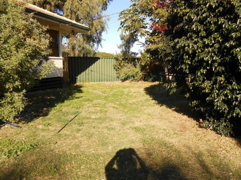 19 HOWE Street, Rangeway WA 6530