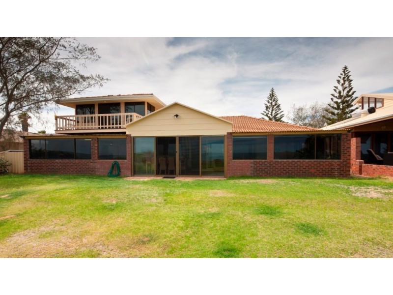 15 Eastcott Way, Tarcoola Beach WA 6530