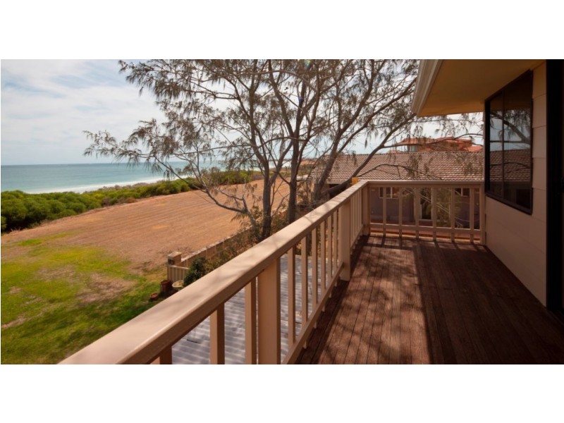 15 Eastcott Way, Tarcoola Beach WA 6530