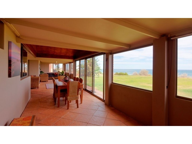 15 Eastcott Way, Tarcoola Beach WA 6530