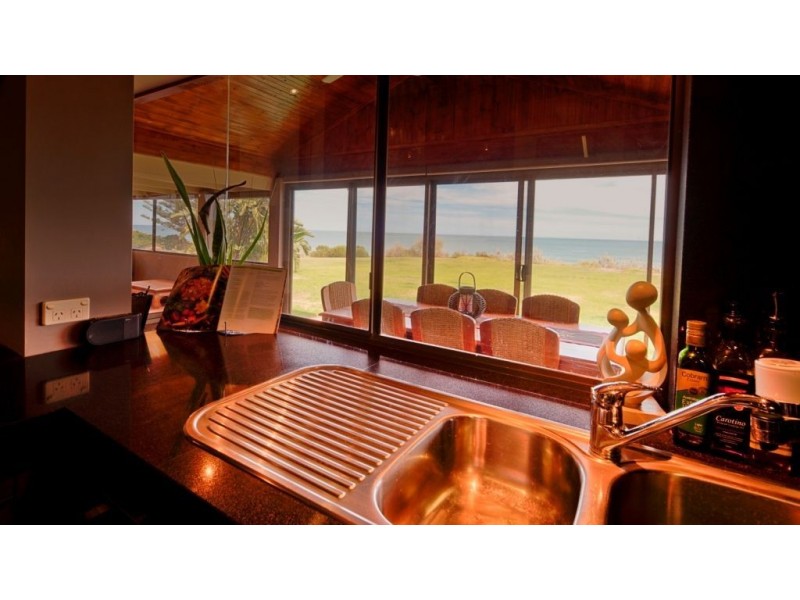 15 Eastcott Way, Tarcoola Beach WA 6530