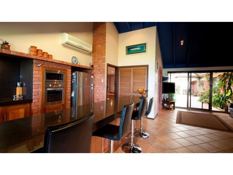 15 Eastcott Way, Tarcoola Beach WA 6530