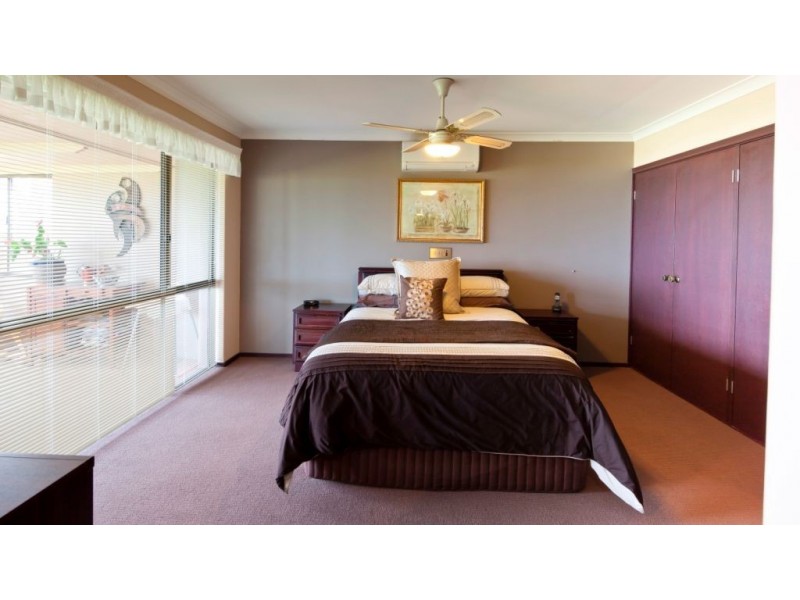 15 Eastcott Way, Tarcoola Beach WA 6530