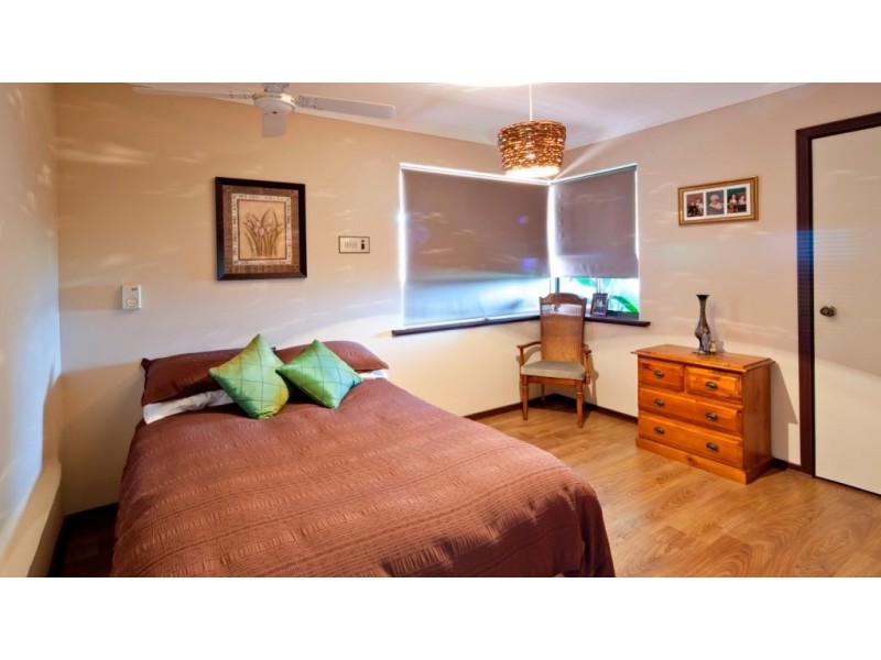 15 Eastcott Way, Tarcoola Beach WA 6530