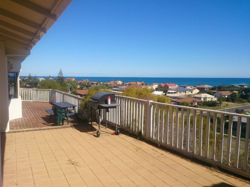 70 Sydney Street, Mount Tarcoola WA 6530