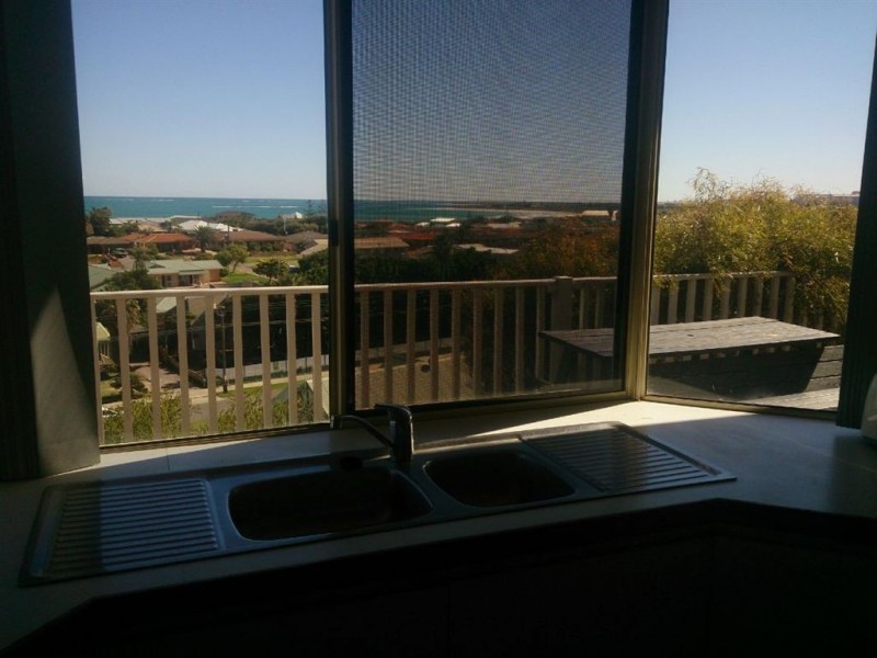 70 Sydney Street, Mount Tarcoola WA 6530