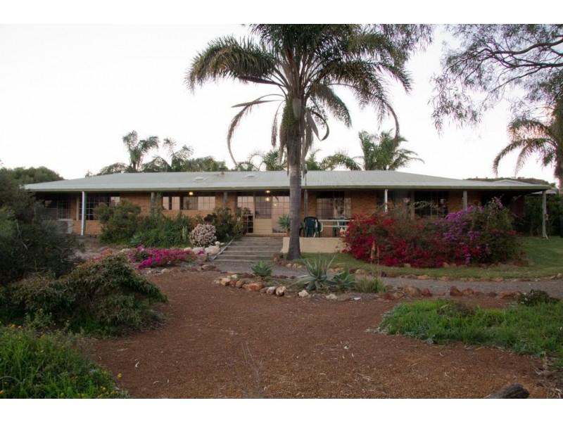 86 Arnold Street, Waggrakine WA 6530