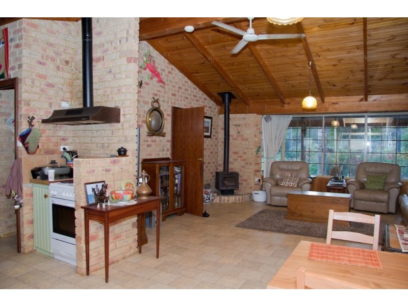 86 Arnold Street, Waggrakine WA 6530