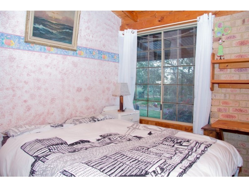 86 Arnold Street, Waggrakine WA 6530