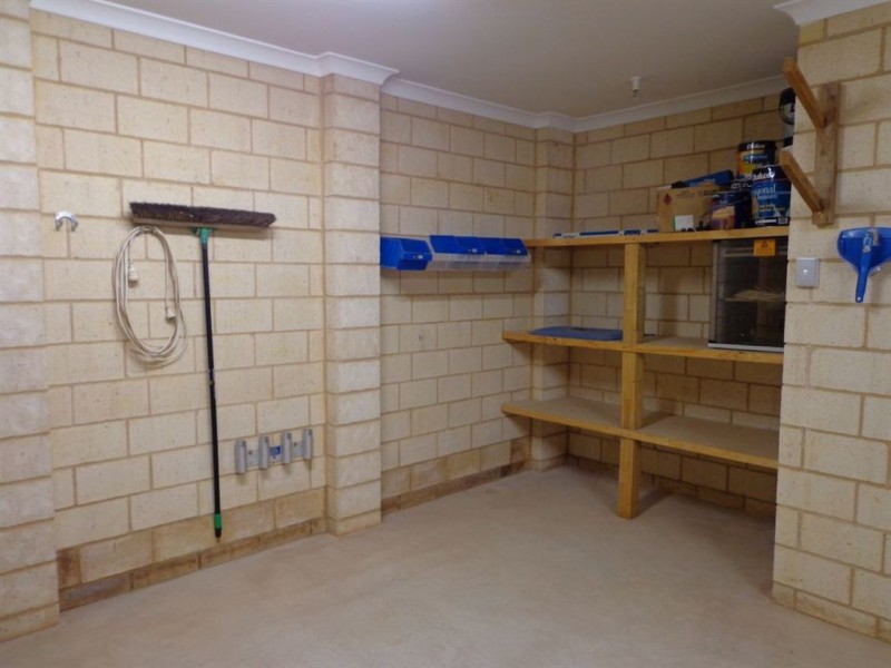 2 ESSIE Street, Wandina WA 6530