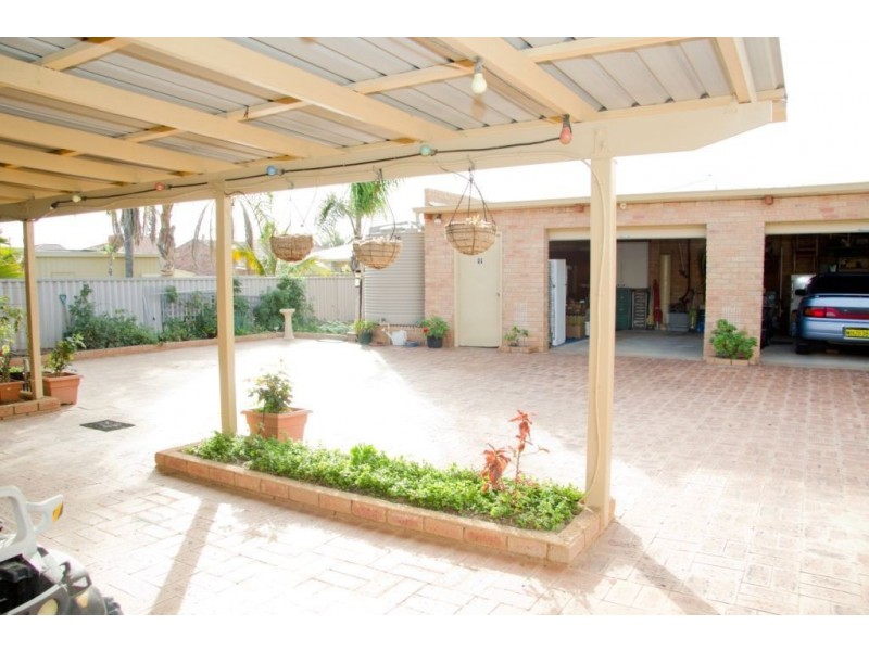 11a Queenscliff Close, Tarcoola Beach WA 6530