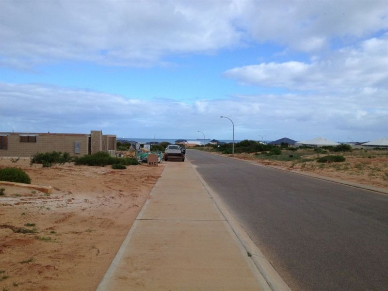 18 Lugger Outlook, Drummond Cove WA 6532