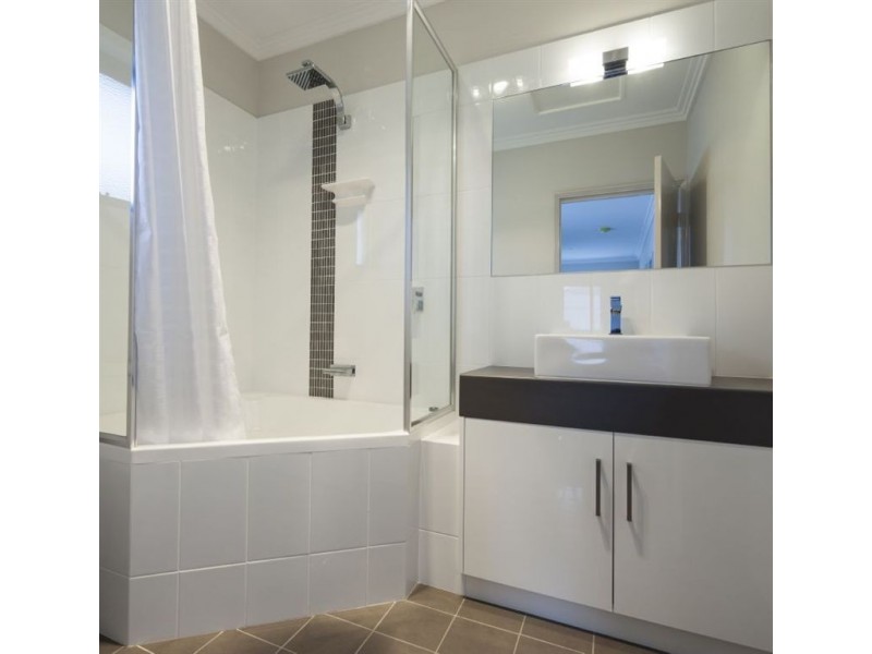 5/305 CHAPMAN Road, Bluff Point WA 6530