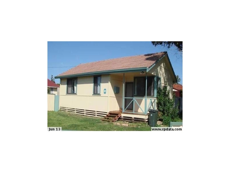 2 ZAMIA Street, Rangeway WA 6530