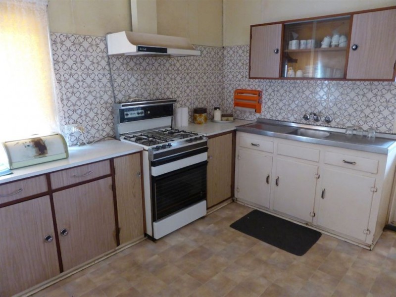 946 Chapman Road, Glenfield WA 6532