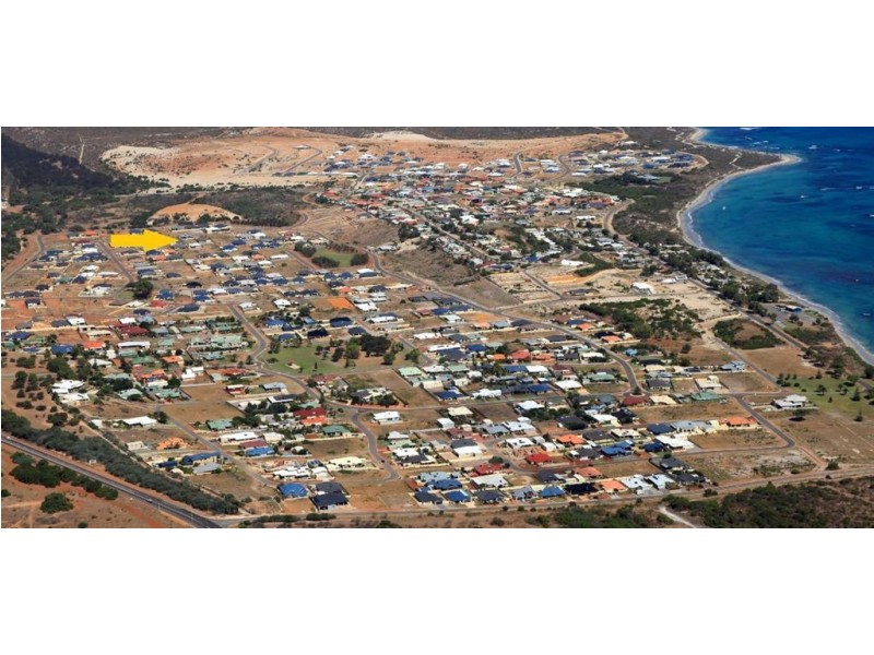 18 Topsail Street, Drummond Cove WA 6532