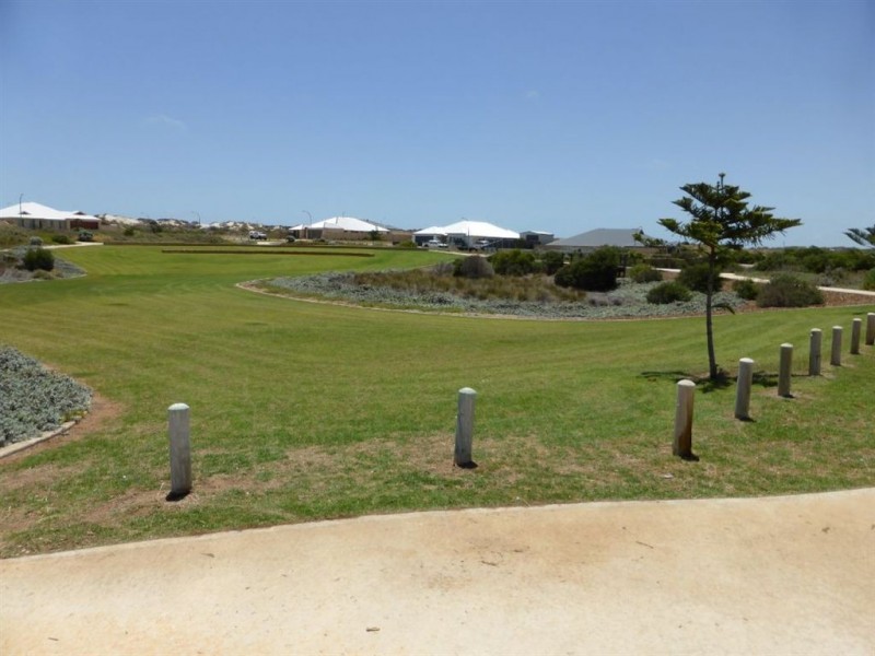 73 Moorings Loop, Sunset Beach WA 6530