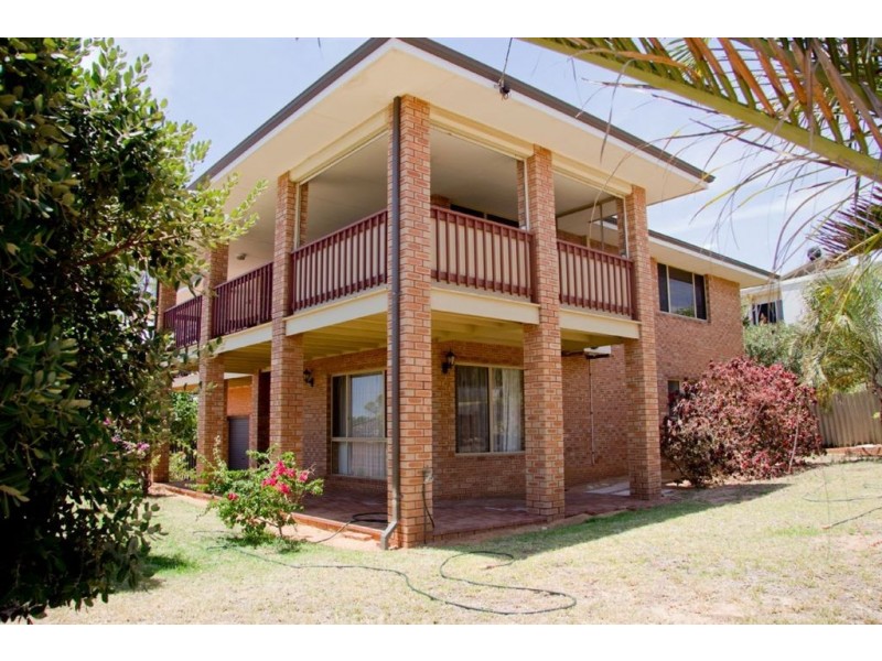 7 Hosken Street, Bluff Point WA 6530