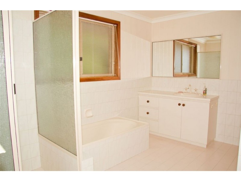 7 Hosken Street, Bluff Point WA 6530