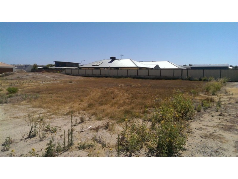 25 Stillwater Avenue, Drummond Cove WA 6532