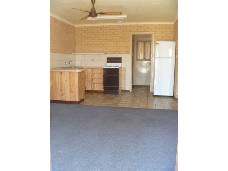 2 41-43 HARDMAN Street, Geraldton WA 6530