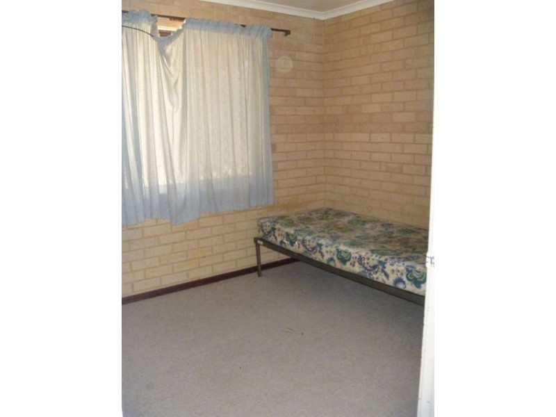 2 41-43 HARDMAN Street, Geraldton WA 6530