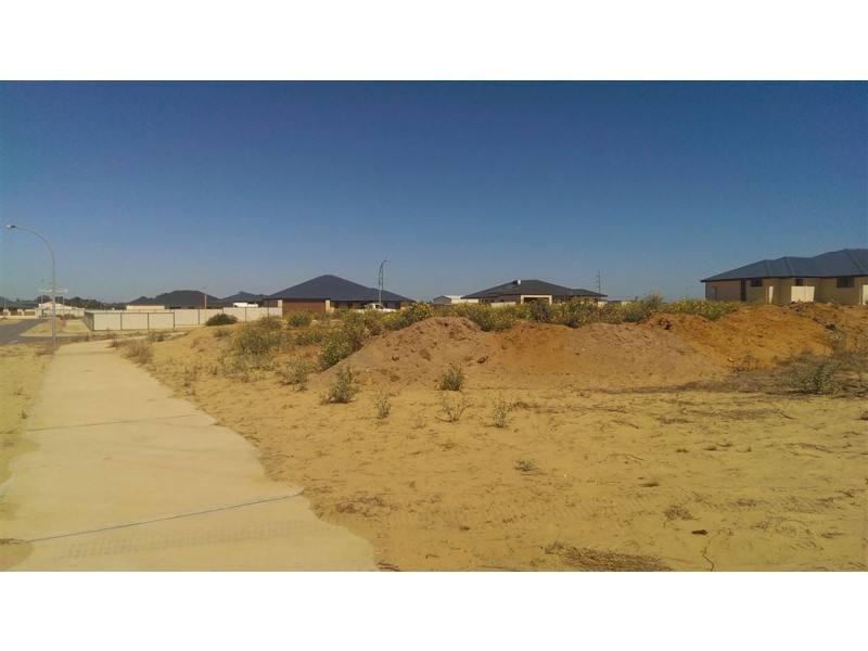 2 Dianthus Way, Strathalbyn WA 6530