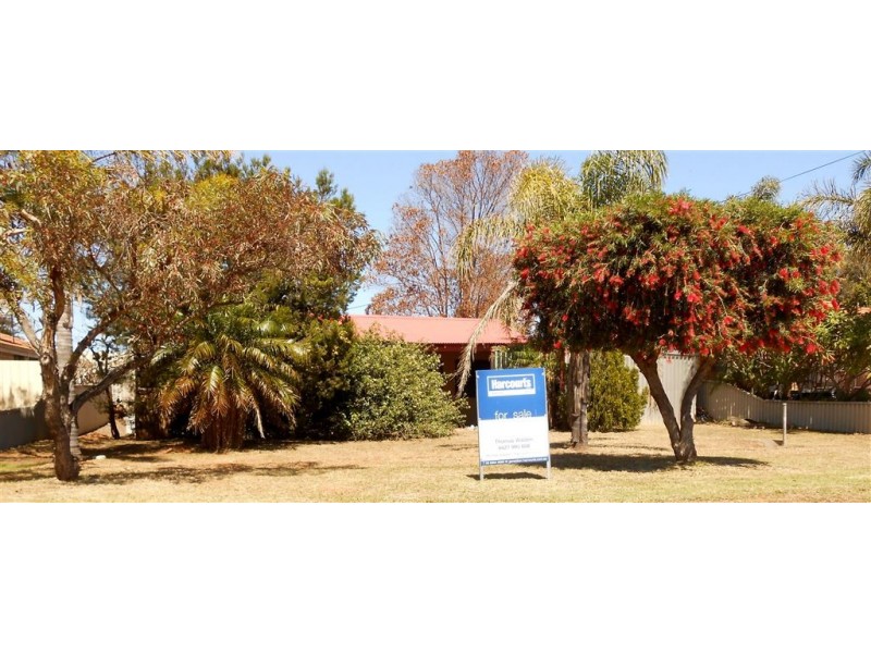 234 First Street, Wonthella WA 6530