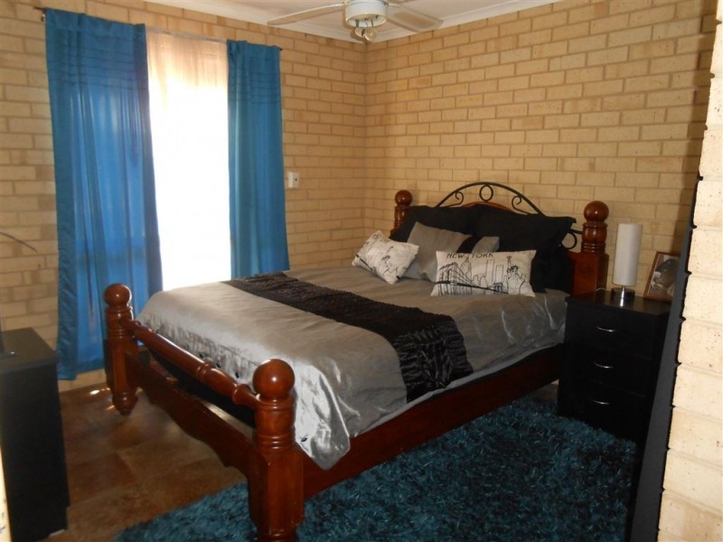 202 Chapman Valley Road, Waggrakine WA 6530