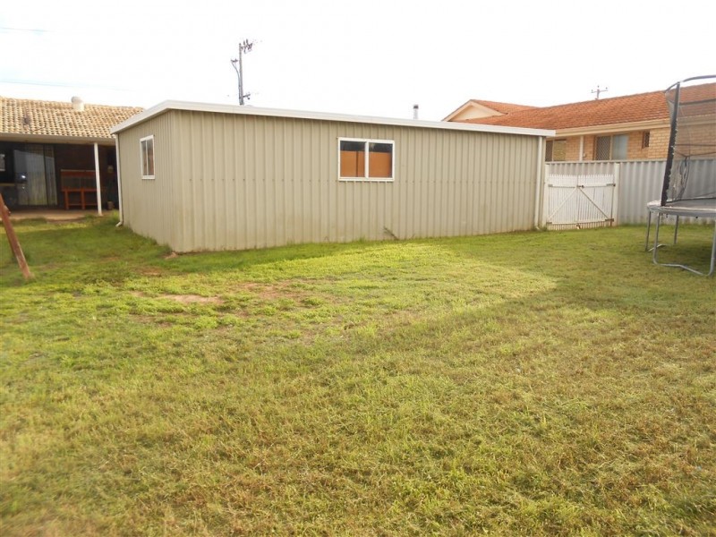 202 Chapman Valley Road, Waggrakine WA 6530