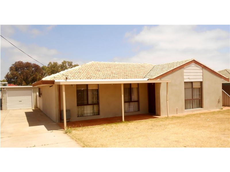 202 Chapman Valley Road, Waggrakine WA 6530