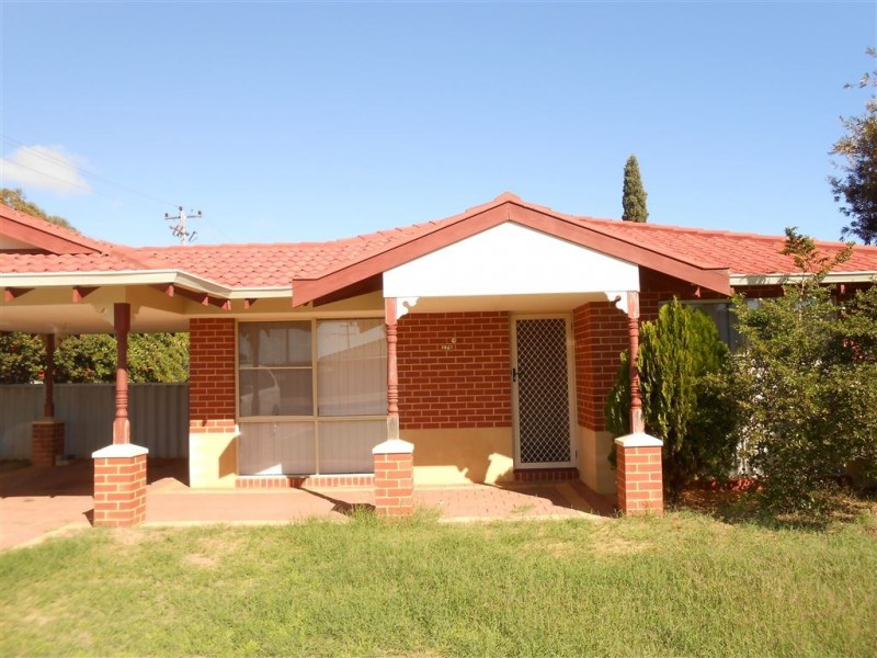 276 Seventh Street, Wonthella WA 6530