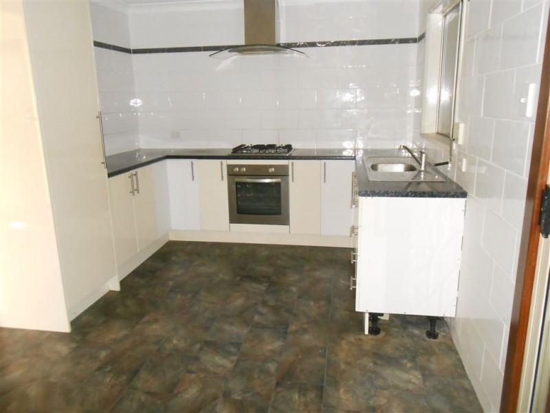 71 Kenny Crescent, Rangeway WA 6530