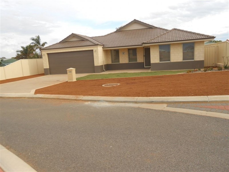 57 Moorings Loop, Sunset Beach WA 6530