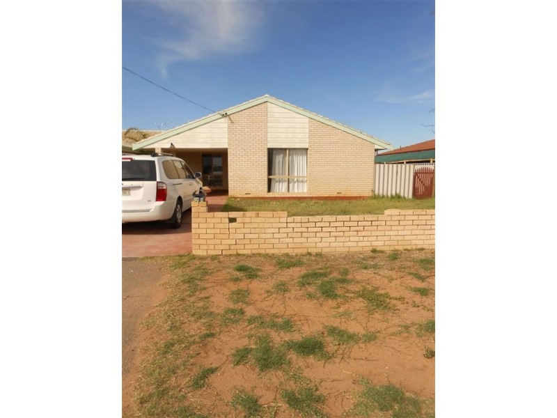 B/290 Sixth Street, Wonthella WA 6530