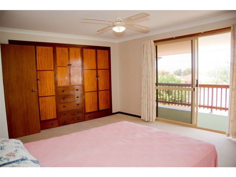 7 Hosken Street, Bluff Point WA 6530