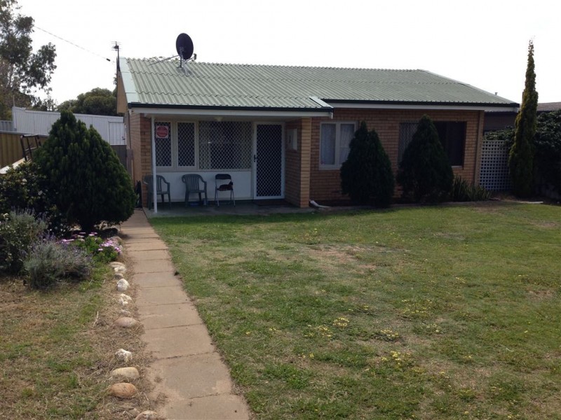 1 Hebe Street, Rangeway WA 6530