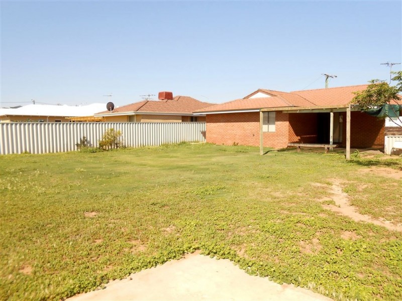 88 McAleer Drive, Mahomets Flats WA 6530