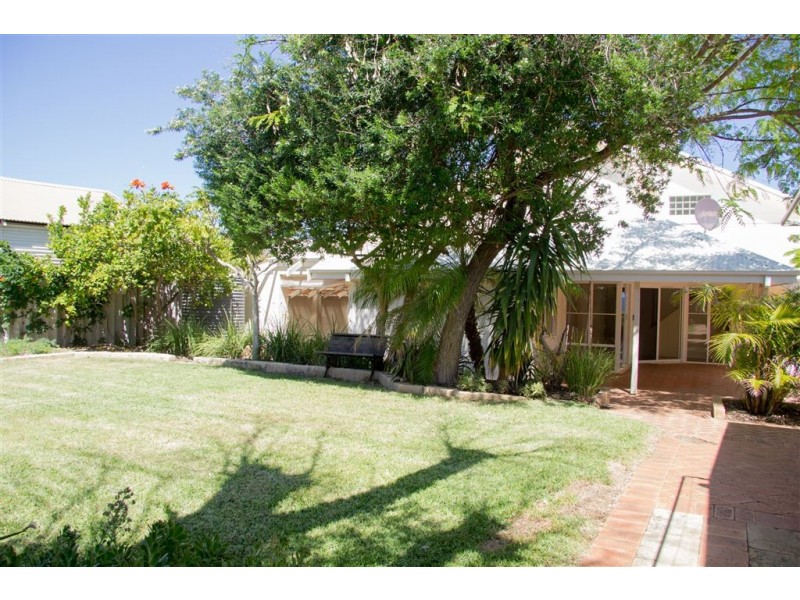 154 Kempton Street, Bluff Point WA 6530