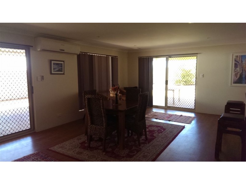 17 Coveside Way, Drummond Cove WA 6532