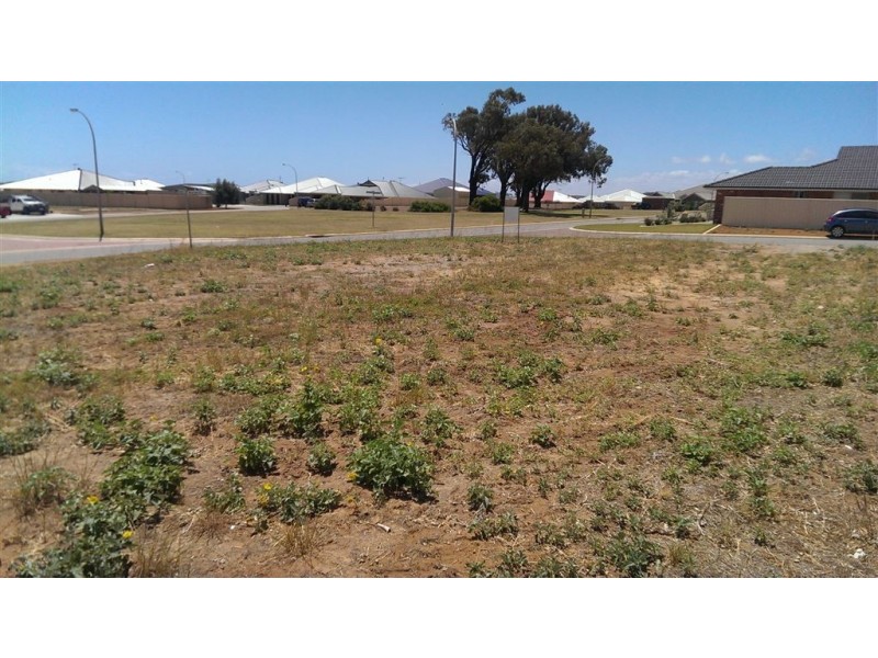 2 Spinnaker Way, Drummond Cove WA 6532