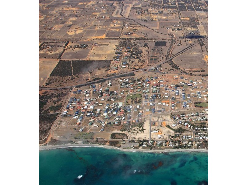 2 Spinnaker Way, Drummond Cove WA 6532