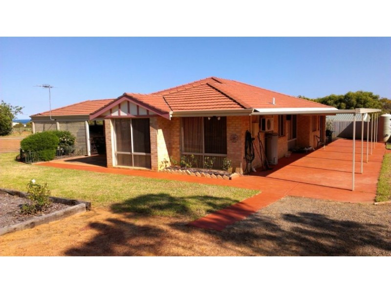 57 Calder Place, Waggrakine WA 6530