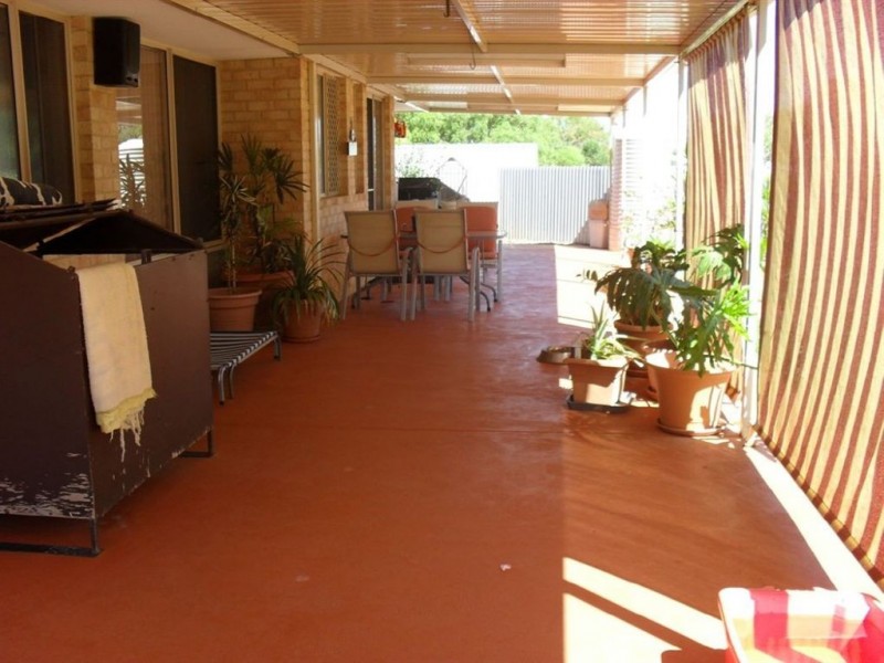 57 Calder Place, Waggrakine WA 6530