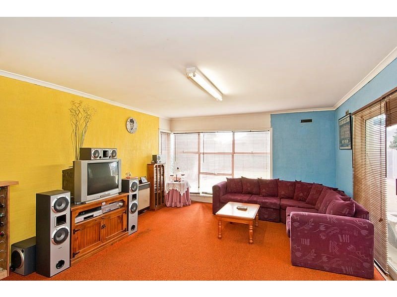 23 Watsons Road, Newcomb VIC 3219