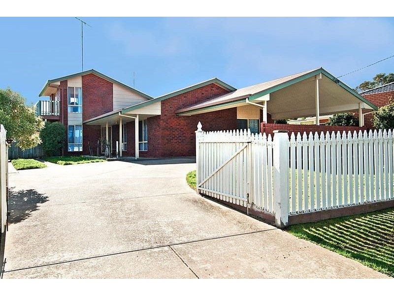 19 Warrawee Road, Leopold VIC 3224