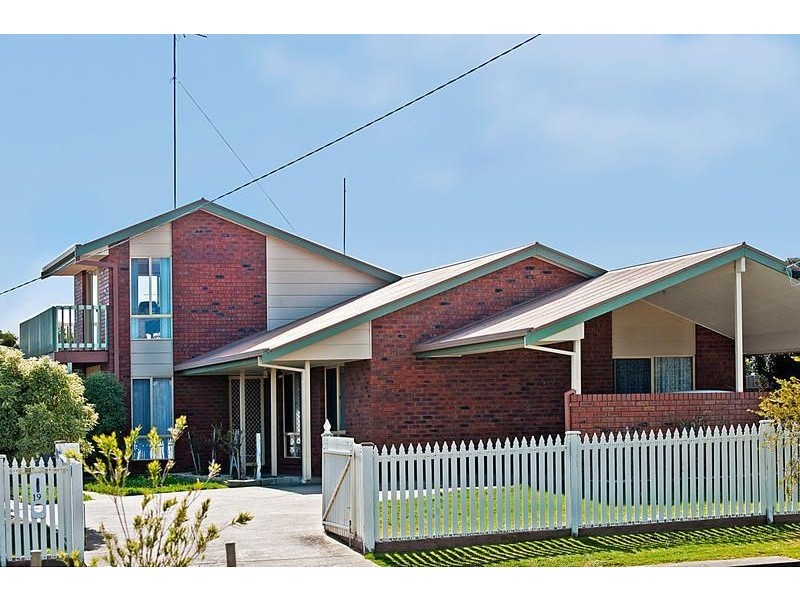 19 Warrawee Road, Leopold VIC 3224