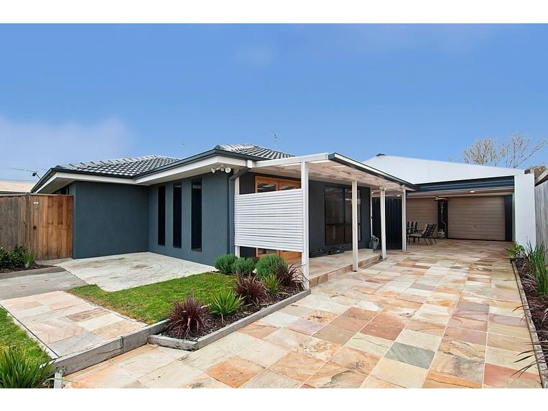 2 Norfolk Avenue, Grovedale VIC 3216